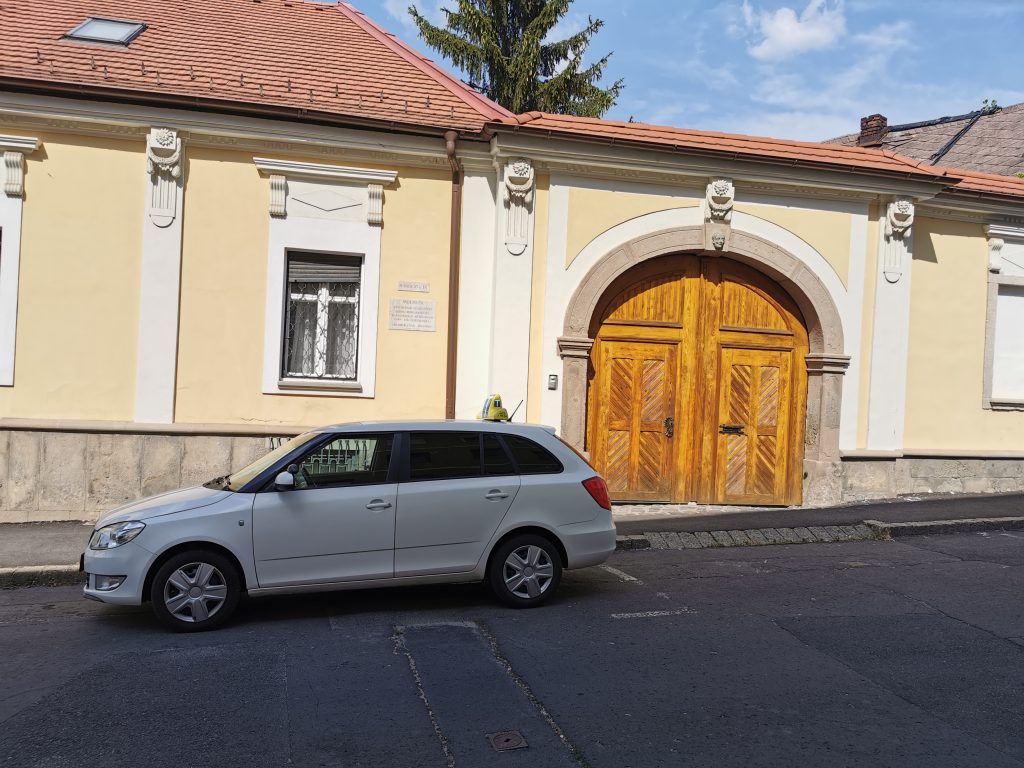 T-Cross autósiskola